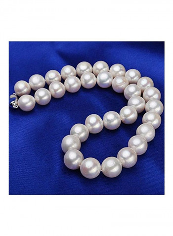 Pearl Beaded Necklace