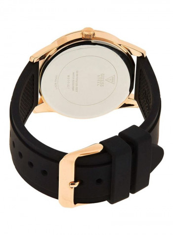Men's Water Resistant Analog Watch W0991G7