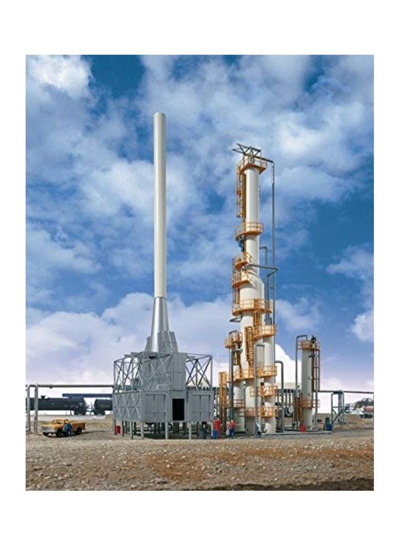 Cornerstone HO Scale United Petroleum Refining Model Kit