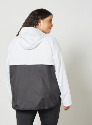 Plus Size Sportswear Windrunner Jacket أبيض/ أسود