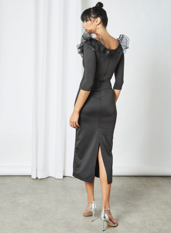 Ruffled Neck Dress Black