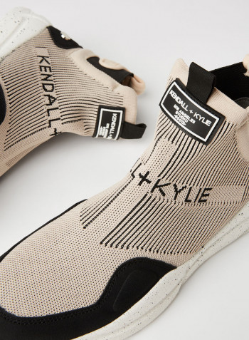 Knit Hi Sneakers Black/Nude