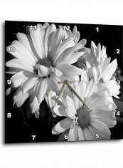 Daisies Printed Analog Wall Clock Multicolour 15x15x0.1inch
