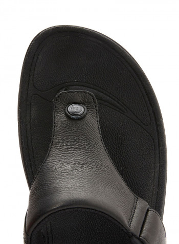 Trakk Ii Open Toe Sandals Black