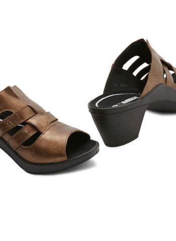 Leather Heel Sandals Brown