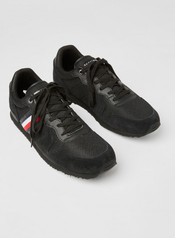 Iconic Sneakers Black