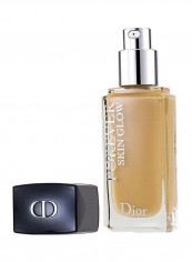 Forever Skin Glow 24H Wear Radiant Perfection Foundation SPF 35 3W Warm