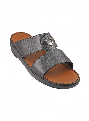 Textured Metal Detail Arabic Sandals Black