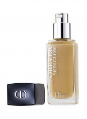 Forever Skin Glow 24H Wear Radiant Perfection Foundation SPF 35 3WO Warm Olive