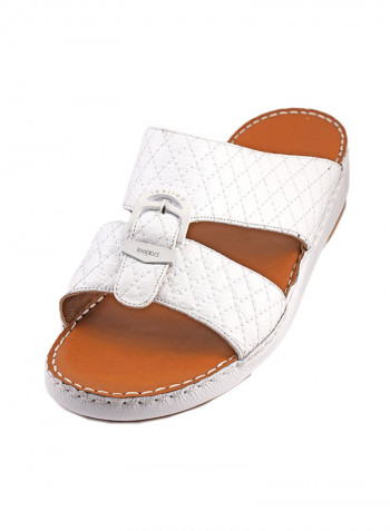 Textured Buckle Detail Arabic Sandals White