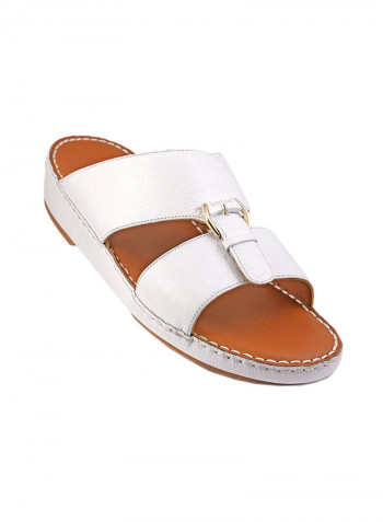 Textured Buckle Detail Arabic Sandals White