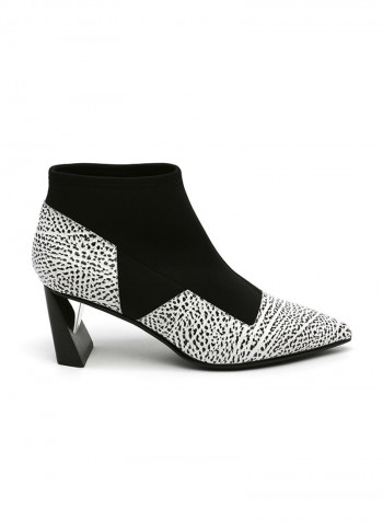 Zink Vita Booties White/Black