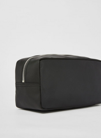 Logo Leather Toiletry Bag Black