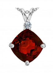 Cushion Cut Pendant Necklace reviews Cushion Cut Pendant Necklace