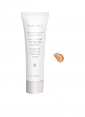 Mary Kay Medium-Coverage Ivory 200 Foundation reviews Mary Kay Medium-Coverage Ivory 200 Foundation