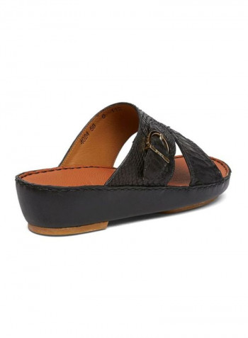 Textured Arabic Sandal Black