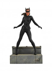 The Dark Knight Rises Catwoman PVC Figure 13 x 10 x 7inch