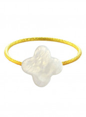 18 Karat Gold Plum Flower Shape Mother Of Pearl Ring