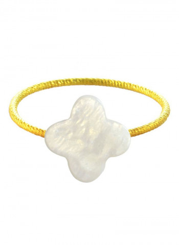 18 Karat Gold Plum Flower Shape Mother Of Pearl Ring
