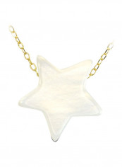 18 Karat Gold Star Shape Mother Of Pearl Pendant Necklace
