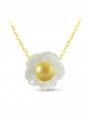 18 Karat Solid Yellow Gold Mother Of Pearl Shell With 4 mm Pearl Pendant Necklace reviews 18 Karat Solid Yellow Gold Mother Of Pearl Shell With 4 mm Pearl Pendant Necklace