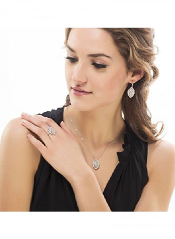 925 Sterling Silver 0.11 Ct Cubic Zirconia Studded Art Deco Pendant Necklace
