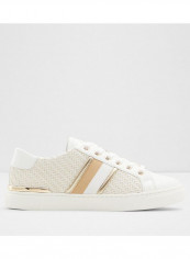 Kwena Lace-Up Sneakers White/Beige