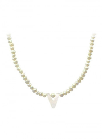 Pearls Strand Letter V Necklace