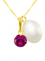 18 Karat Solid Yellow Gold Zircon With 7 mm Pearl Pendant Necklace