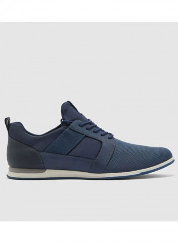 Moonah Lace-Up Low Top Sneakers Blue