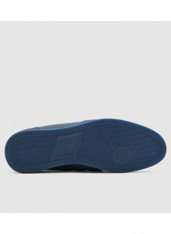 Moonah Lace-Up Low Top Sneakers Blue
