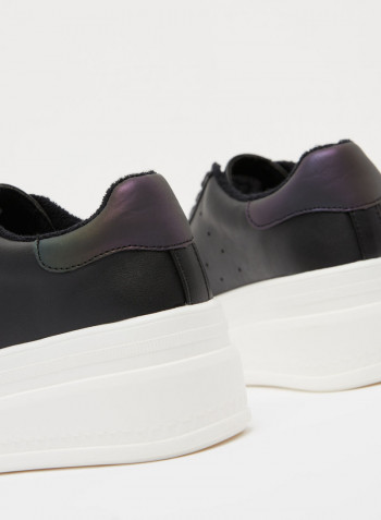 Cherrss Lace Up Sneakers Black/White