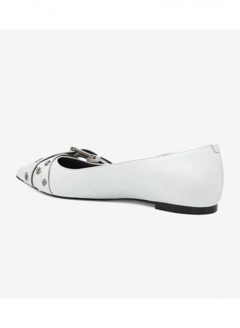 Averie Flat Ballerina White