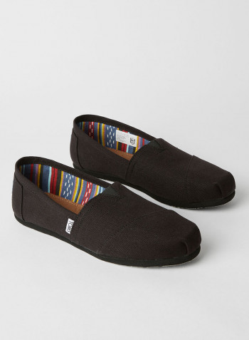 Comfortable Wear Slip-Ons Black