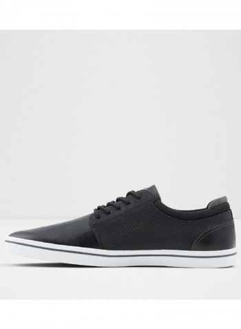 Dwain Lace-Up Low Top Sneakers Black