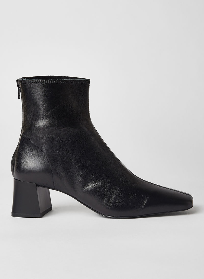 Sol Ankle Boots Black