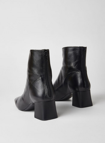 Sol Ankle Boots Black