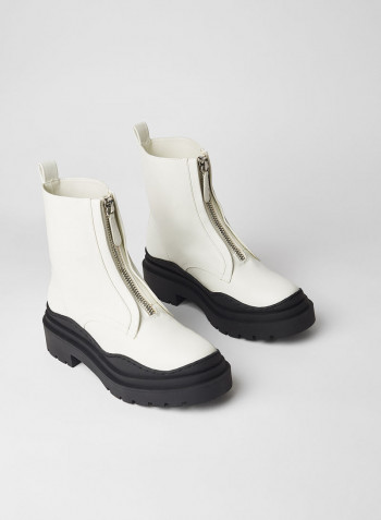 Wenzol Boots Off White