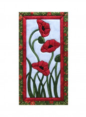 Trio Of Poppies Quilted Wall Hanging Kit Green/Red/White reviews Trio Of Poppies Quilted Wall Hanging Kit Green/Red/White