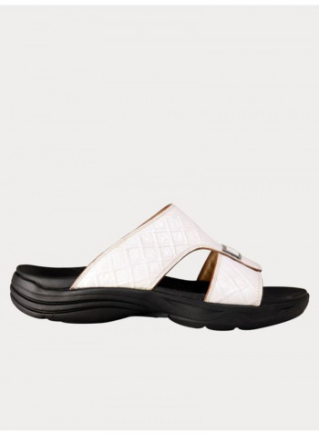 Casual Comfortable Arabic Sandals White