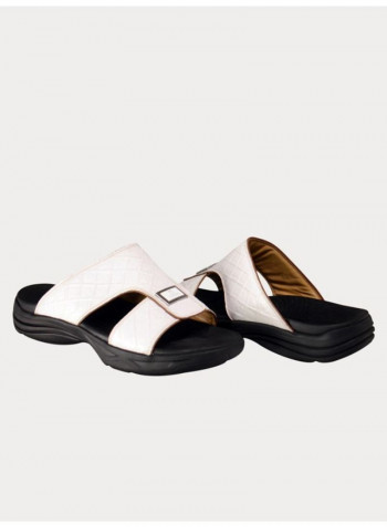 Casual Comfortable Arabic Sandals White