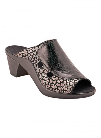 117-299 Textured Peep Toe Mules أسود