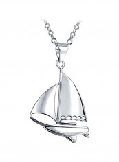 925 Sterling Silver Sailboat Shaped Pendant Necklace