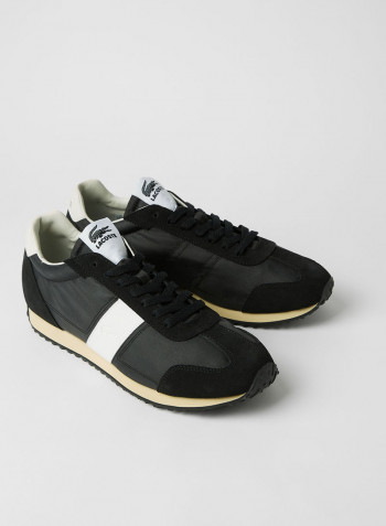 Court Pace Sneakers Black/Off White