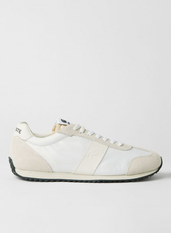 Court Pace Sneakers Off White