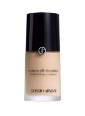 Luminous Silk Foundation Beige reviews Luminous Silk Foundation Beige