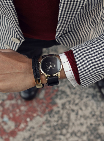 Men's Leather Analog Wrist Watch D-MC01GL