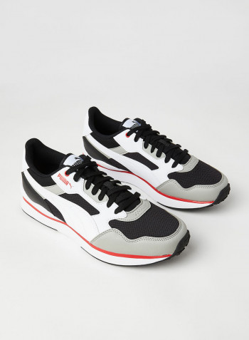 R78 FUTR Sneakers White/Black