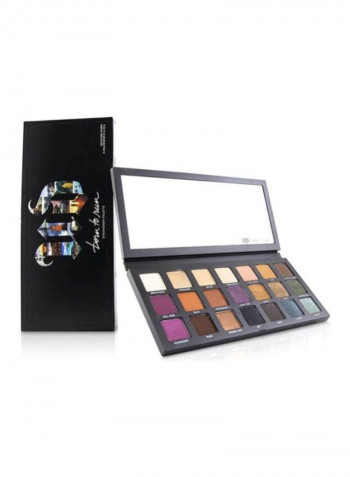 Born To Run Eyeshadow Palette Green/Blue/Beige