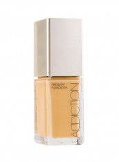 The Glow Foundation SPF20 012 Sand reviews The Glow Foundation SPF20 012 Sand